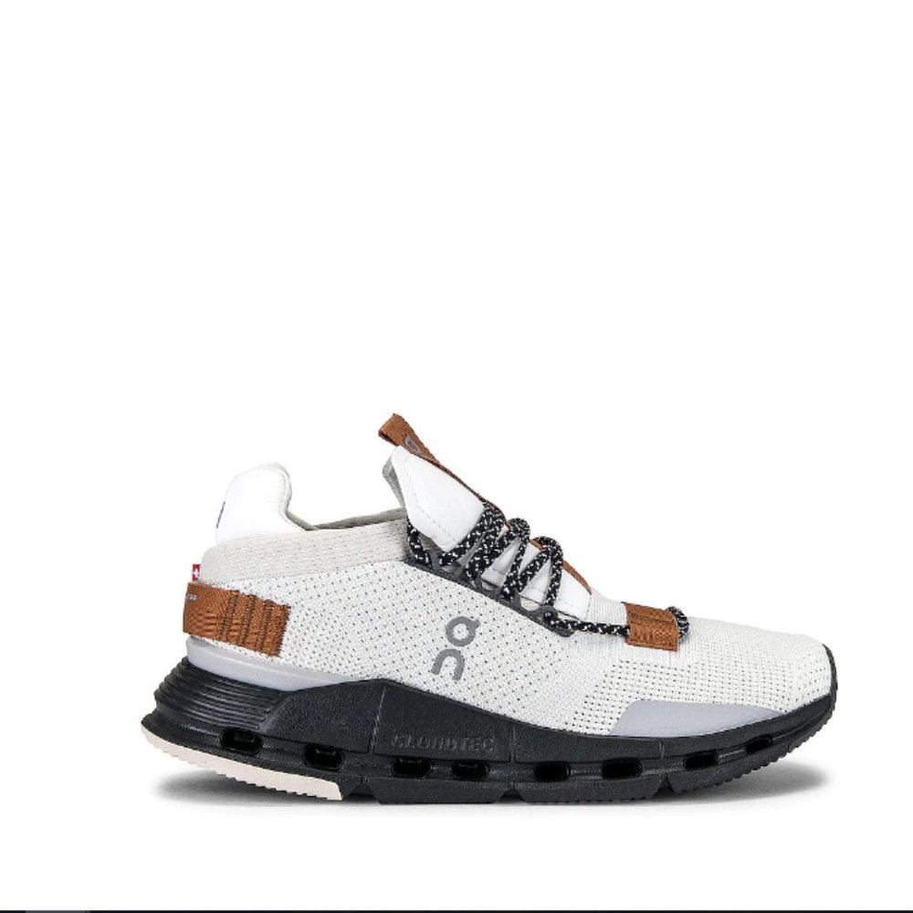 Cloudnova Sneaker